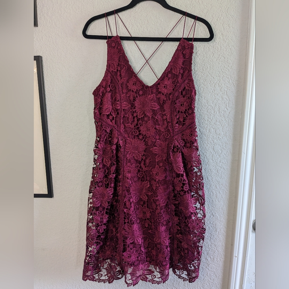 NWT Romeo & Juliet Couture Dress Lace Burgundy Homecoming Formal L Romantic